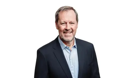 Geoff schomburgk  vp of anz at yubico   jacket