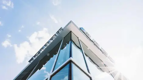 Medium-term market consolidation expected from constrained budget
